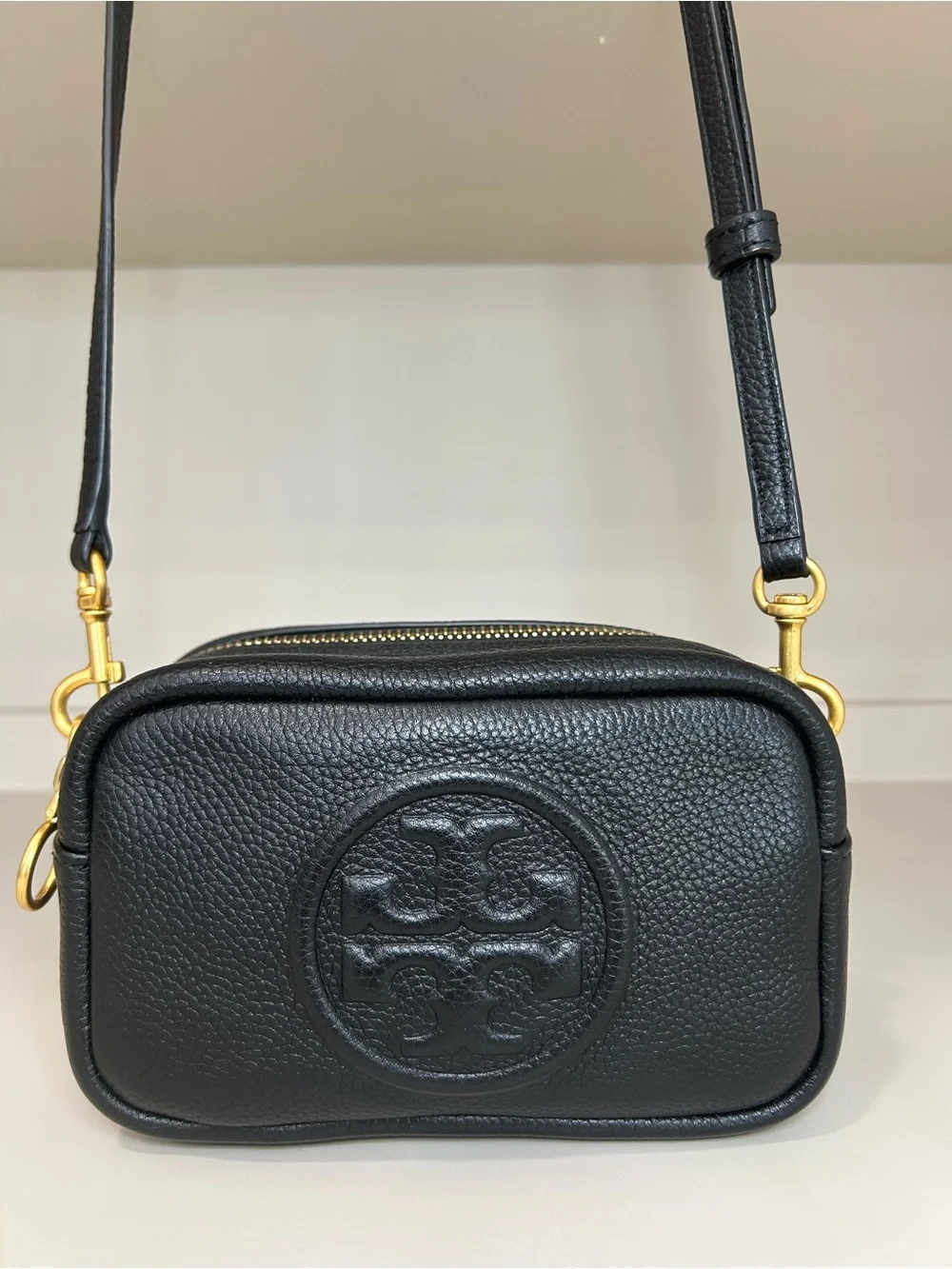 Authentic Tory Burch Perry Bombe Mini Crossbody Camera Bag Leather Purse Black